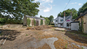 Land for sale in Oxforshire photo